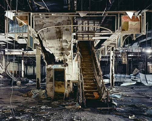 مرکز خرید هاثورن پلازا، کالیفرنیا